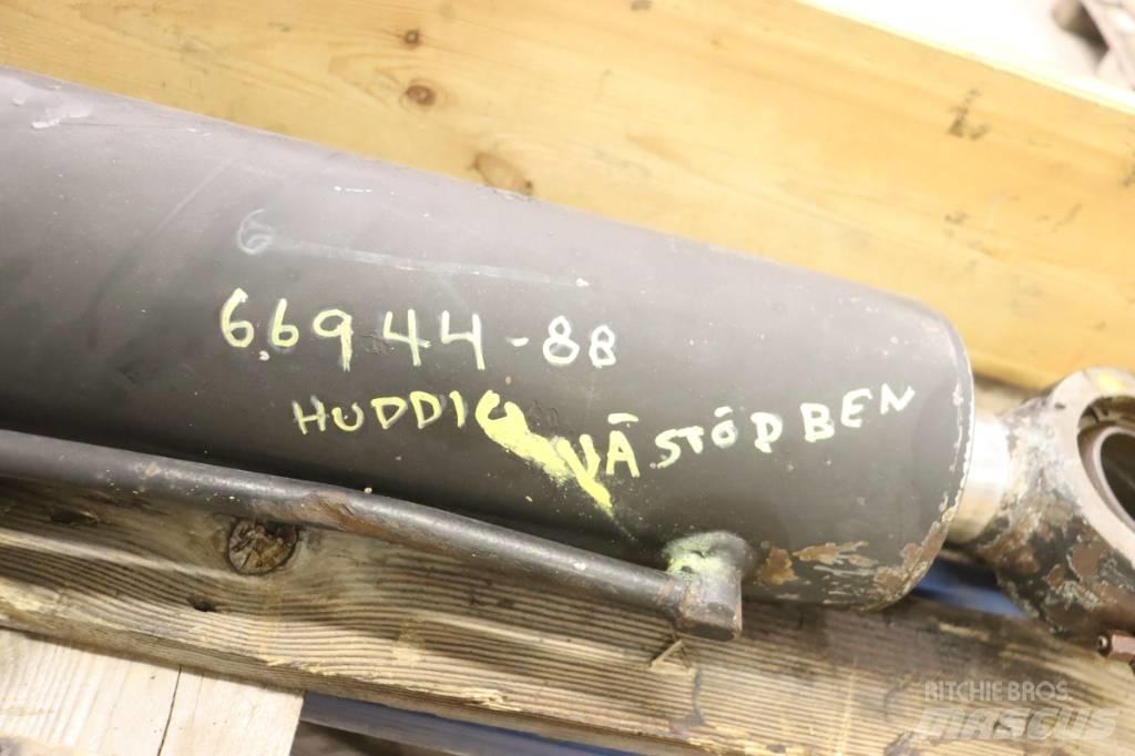 Huddig 960 反鏟裝載機