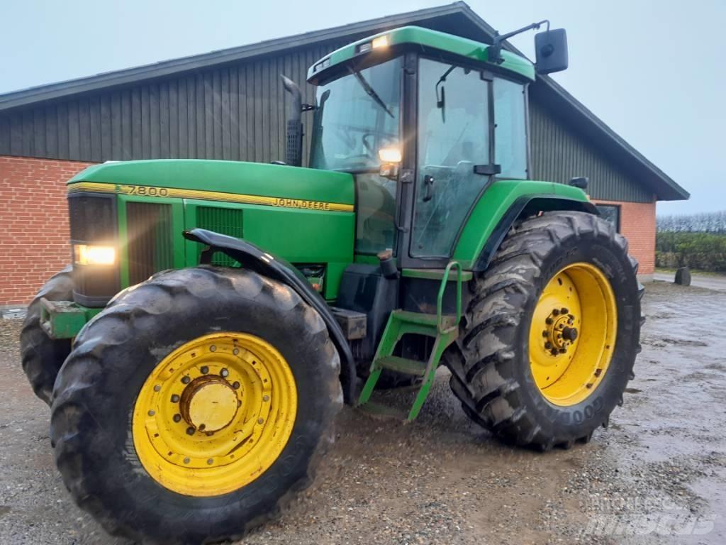 John Deere 7800 曳引機