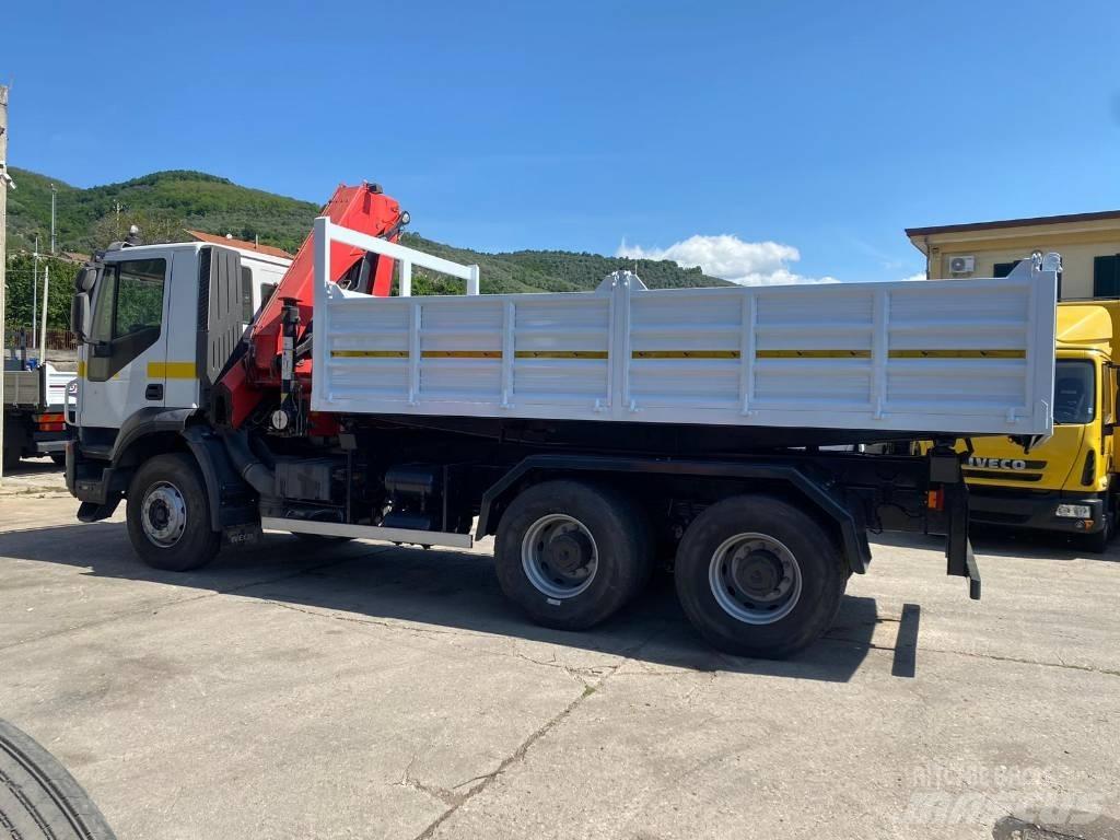 Iveco Trakker 360 起重機卡車