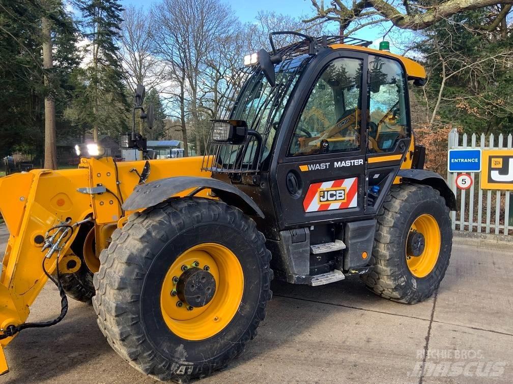 JCB 560-80 伸縮臂操作車