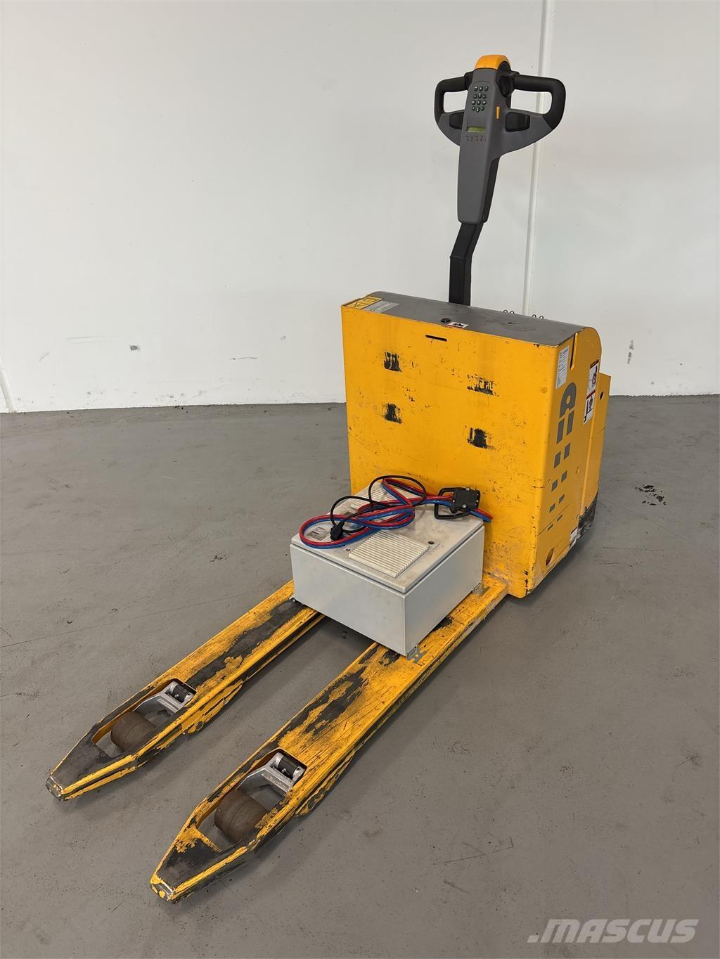 Atlet PLL145 行走控制式堆積機
