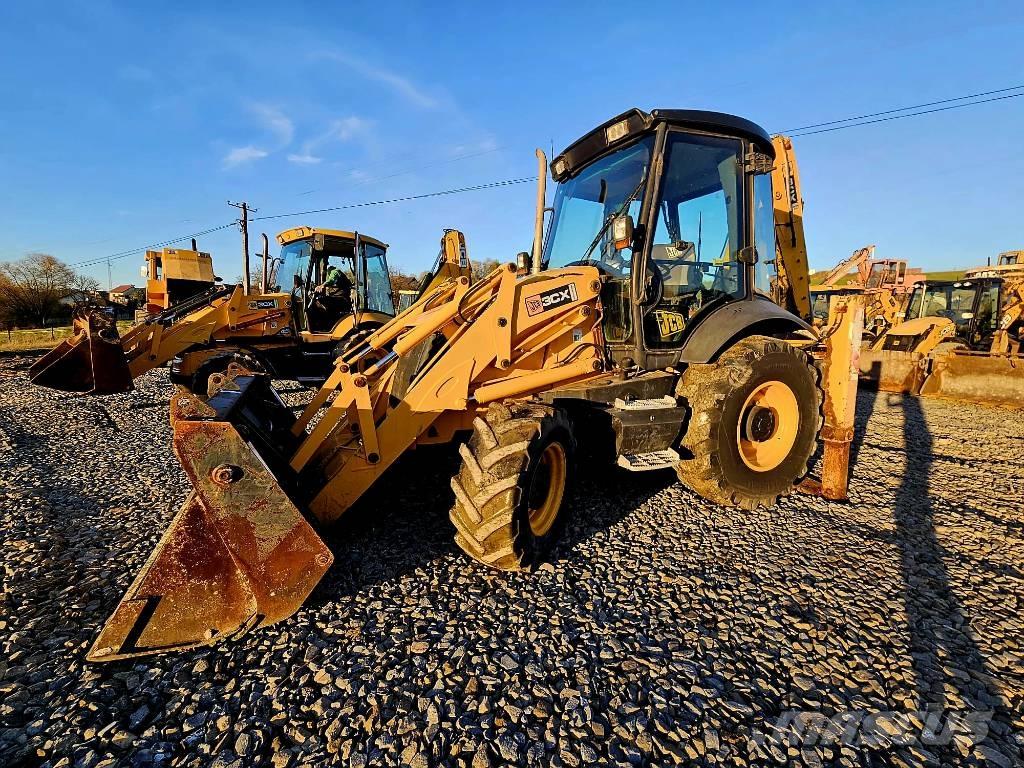 JCB 3 CX Contractor 反鏟裝載機