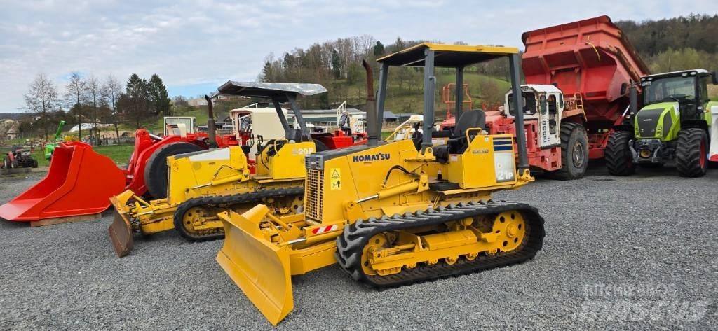 Komatsu D 21 P-8 履帶推土機