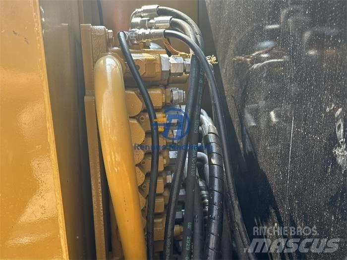 CAT 306E 小型挖土機/掘鑿機<7t(小型挖掘機)