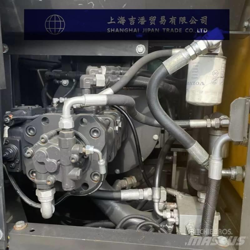 Volvo EC 150 中型挖土機/掘鑿機/挖掘機 7t-12t