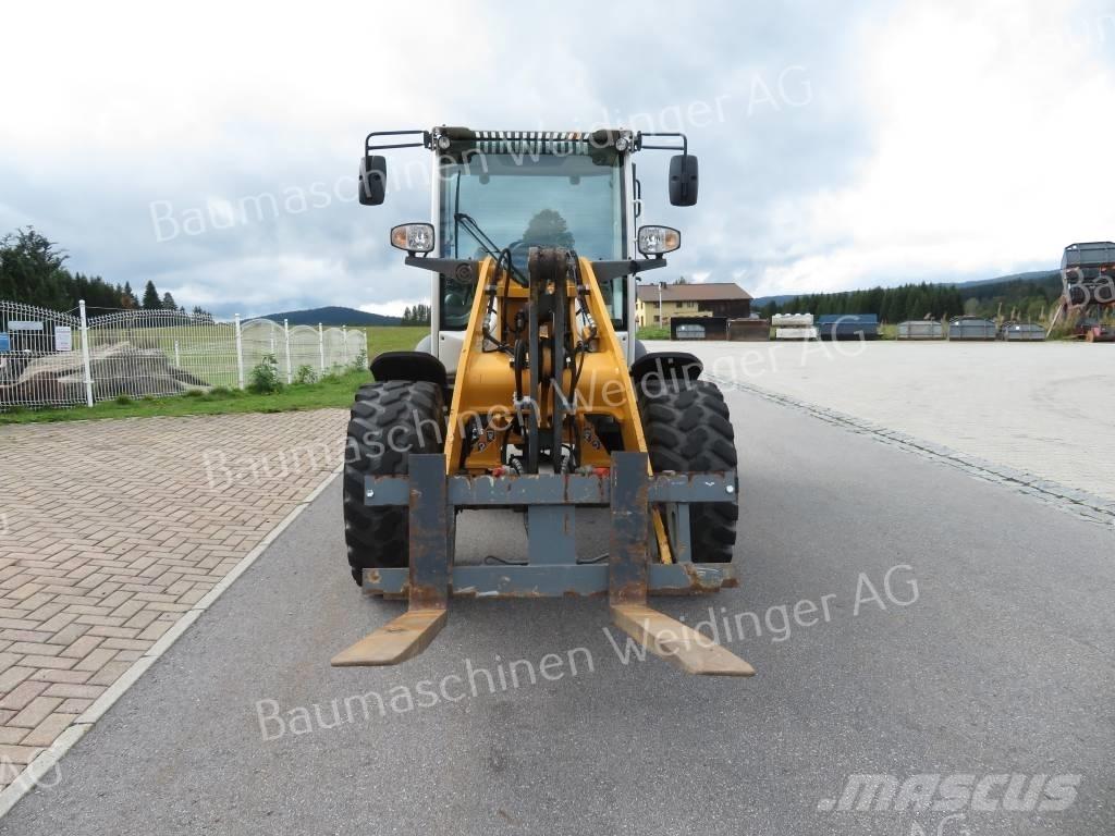 Liebherr 506 輪胎式裝載機