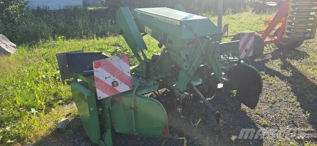 John Deere 131 割草調節裝置