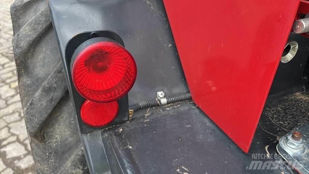 Schäffer 4670 輪胎式裝載機
