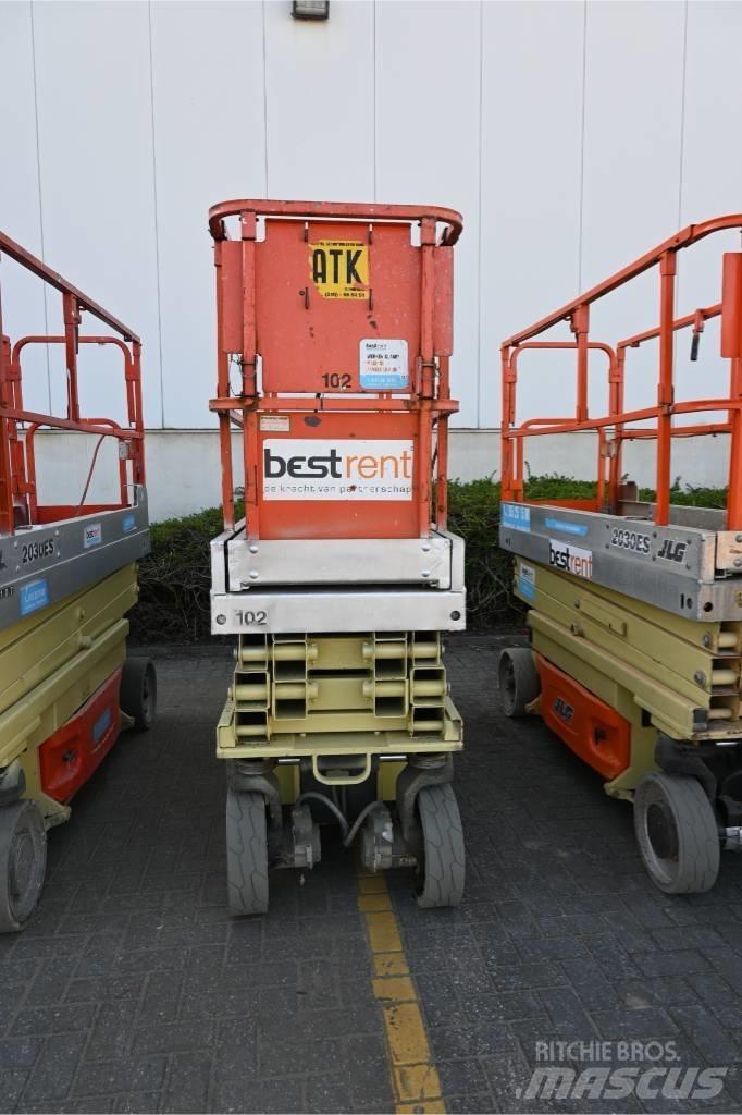 JLG 2030ES 剪式升降機