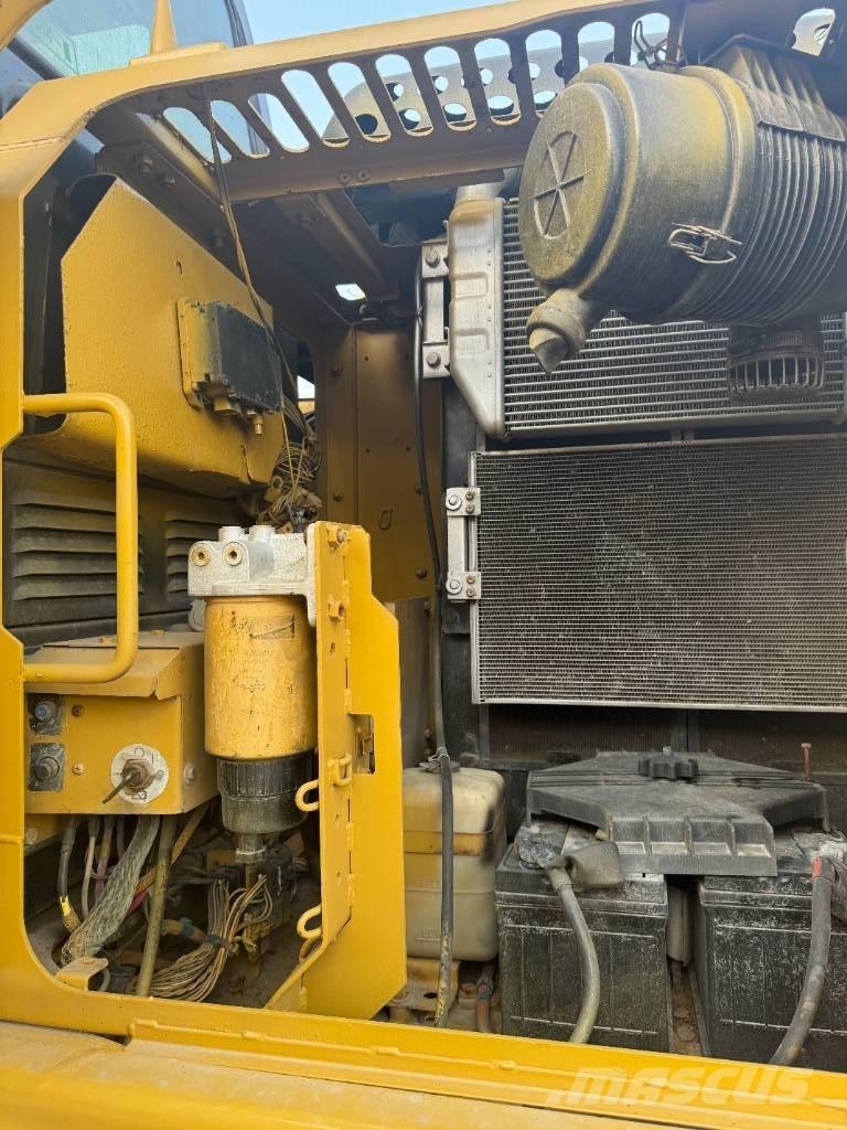 CAT 313 D 履帶式 挖土機/掘鑿機/挖掘機