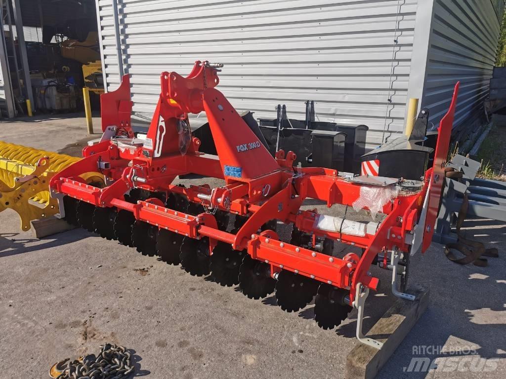 Pöttinger FOX300D 行栽作物中耕機