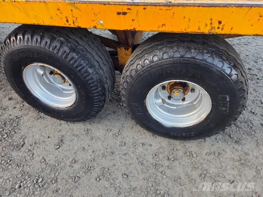 Dalum Rundbalsvagn 草捆拖車