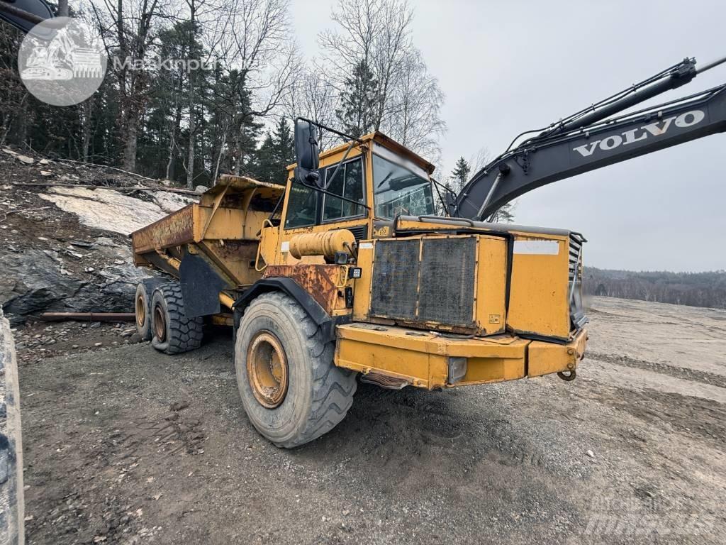 Volvo A 25 C 鉸接式起吊車