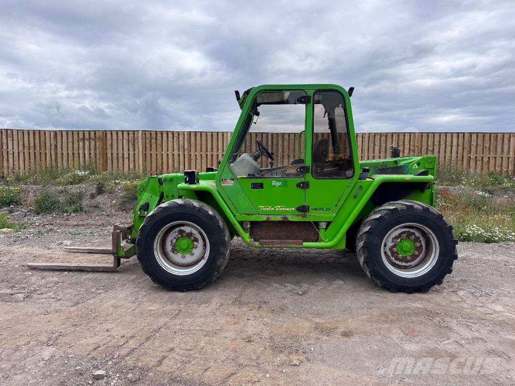 Merlo P 28.7 EV T 伸縮臂操作車