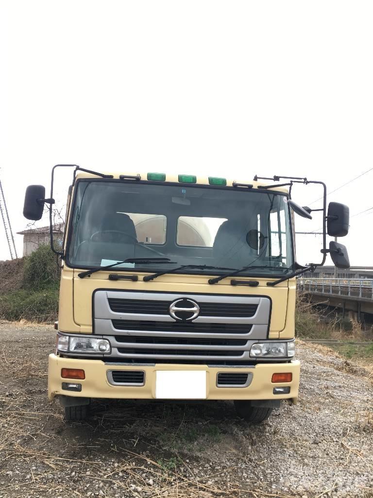 Hino FS2PKG10527 混凝土/砂漿拌合機