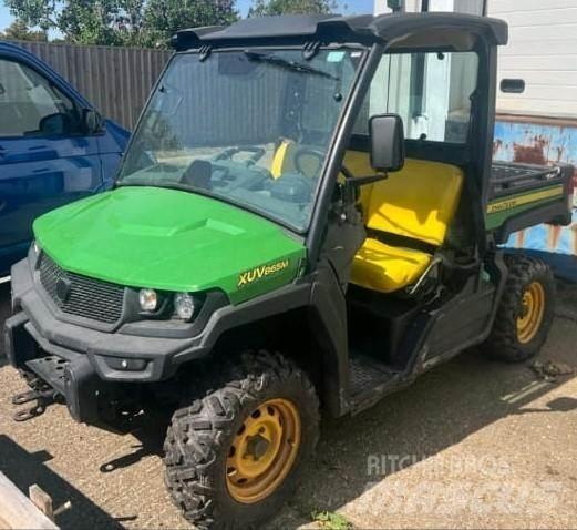 John Deere XUV865M 全地形車