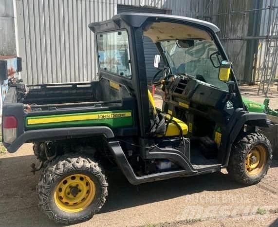 John Deere XUV865M 全地形車
