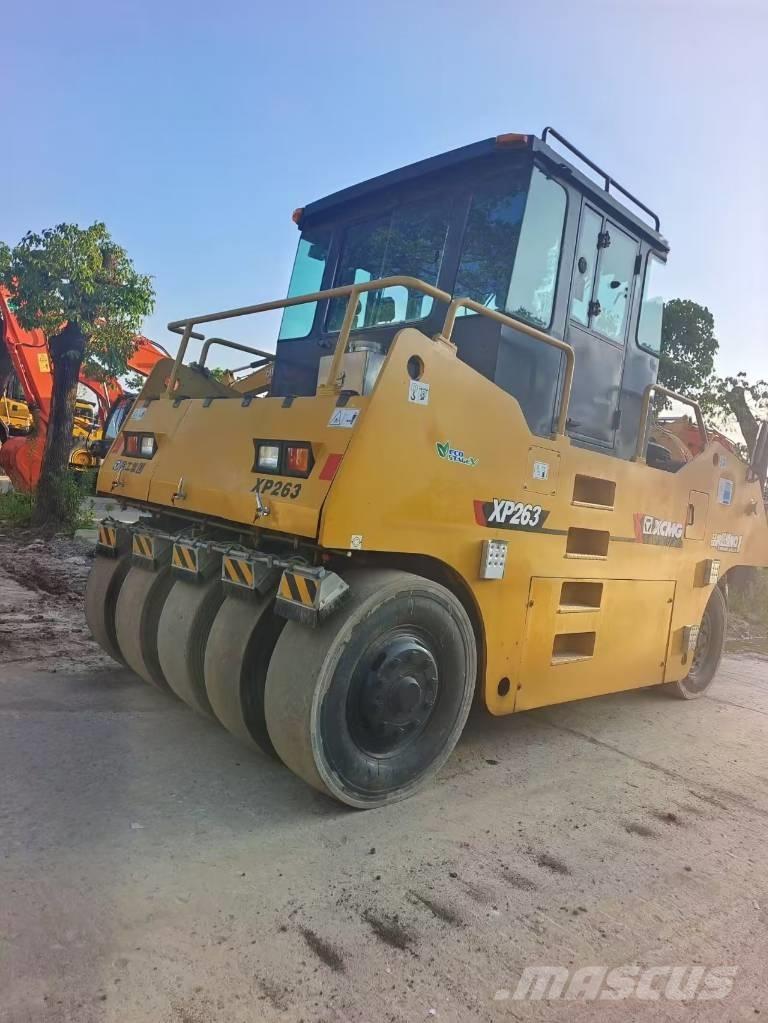 XCMG XP 263 單輪滾壓機
