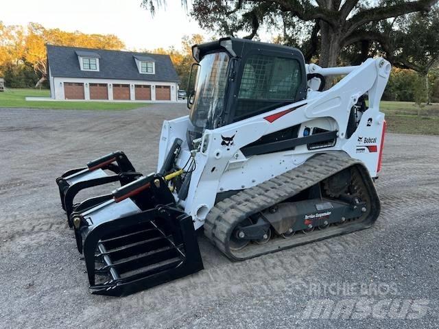 Bobcat T 870 滑移轉向裝載機