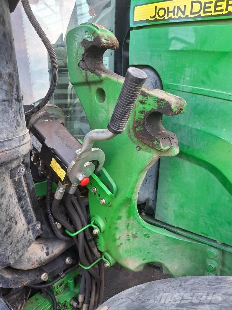 John Deere 6100M 曳引機