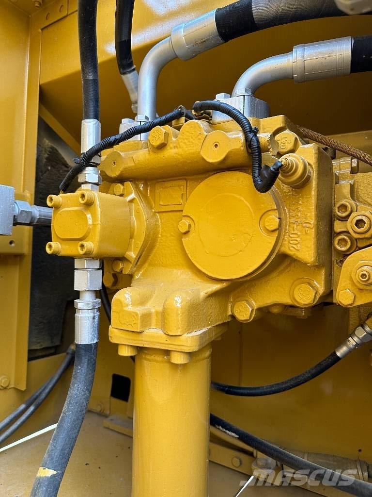 CAT 330D 履帶式 挖土機/掘鑿機/挖掘機