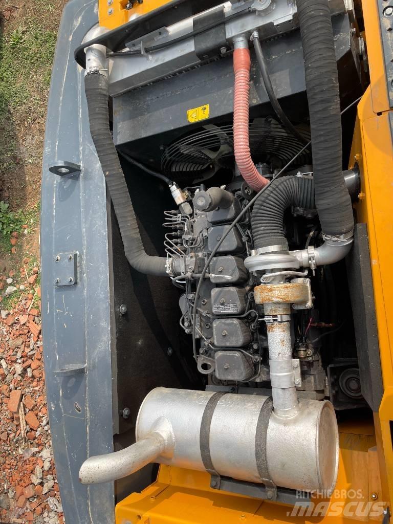 Hyundai 220 履帶式 挖土機/掘鑿機/挖掘機