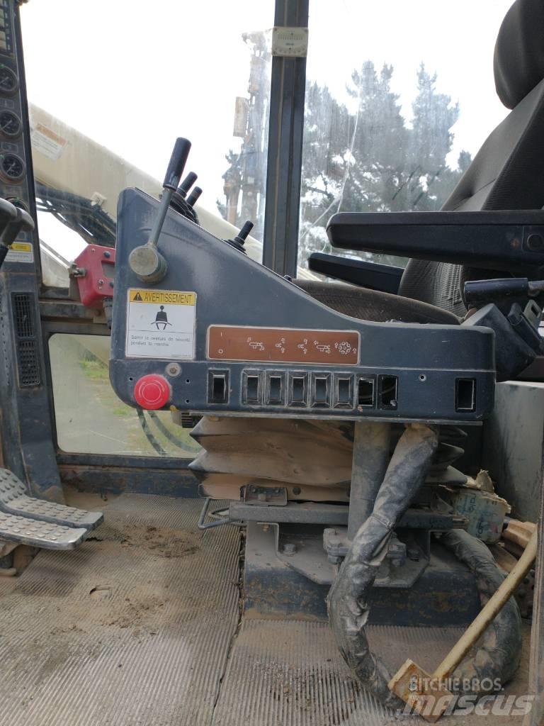 Furukawa HCR 900 ED 重型鑽孔機