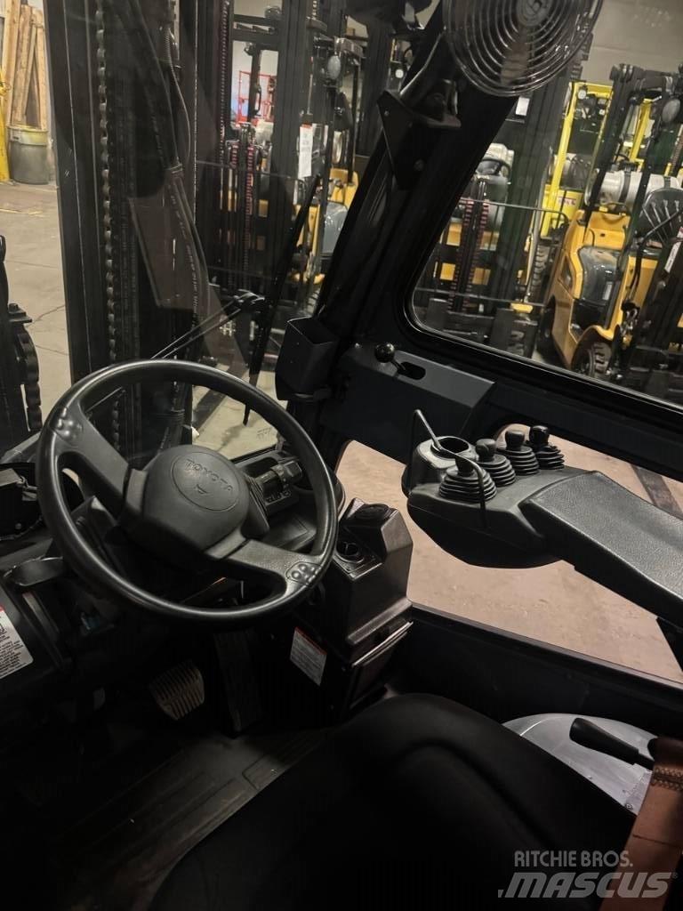 Toyota 8 FGCU 30 堆高機(叉車)-其他