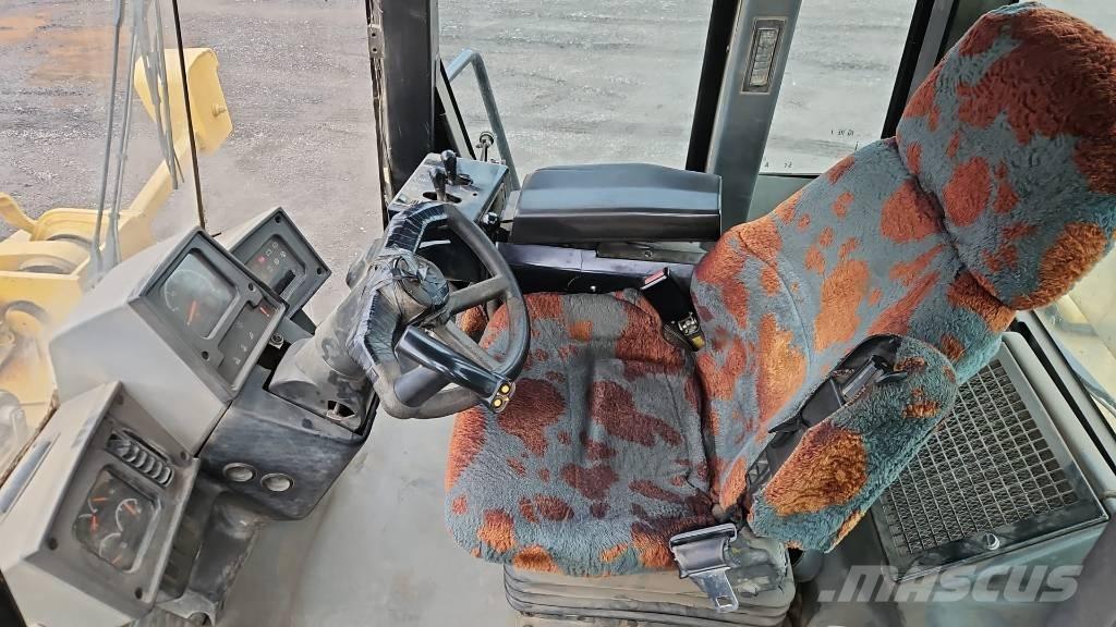 CAT 962 G 輪胎式裝載機