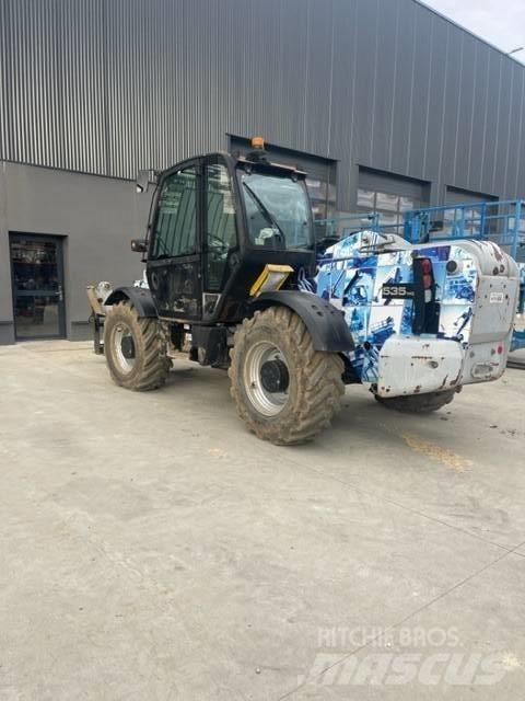 JCB 535-140 伸縮臂操作車