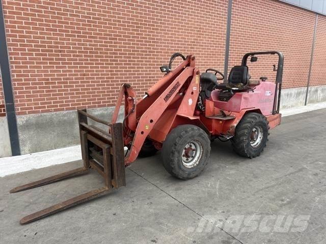 Schäffer 4048 多功能裝載機