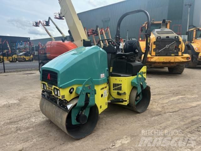 Ammann ARX 26 單輪滾壓機