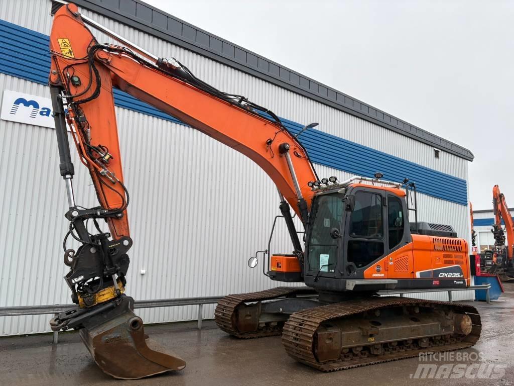 Doosan DX235LC-5 履帶式 挖土機/掘鑿機/挖掘機