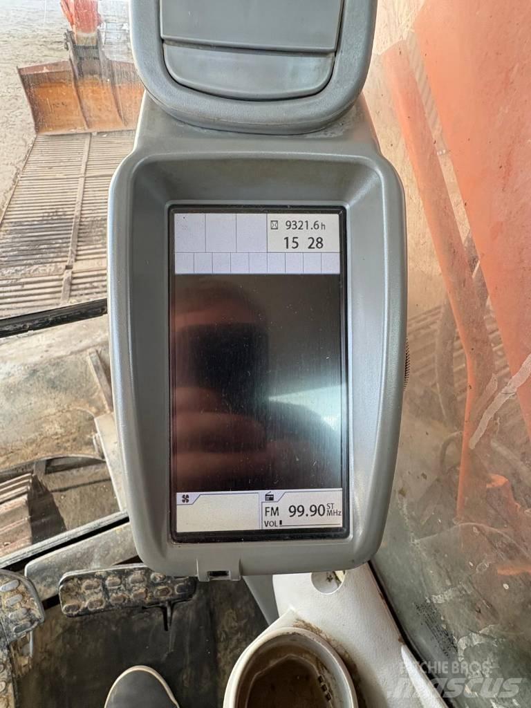 Hitachi ZX 225 履帶式 挖土機/掘鑿機/挖掘機