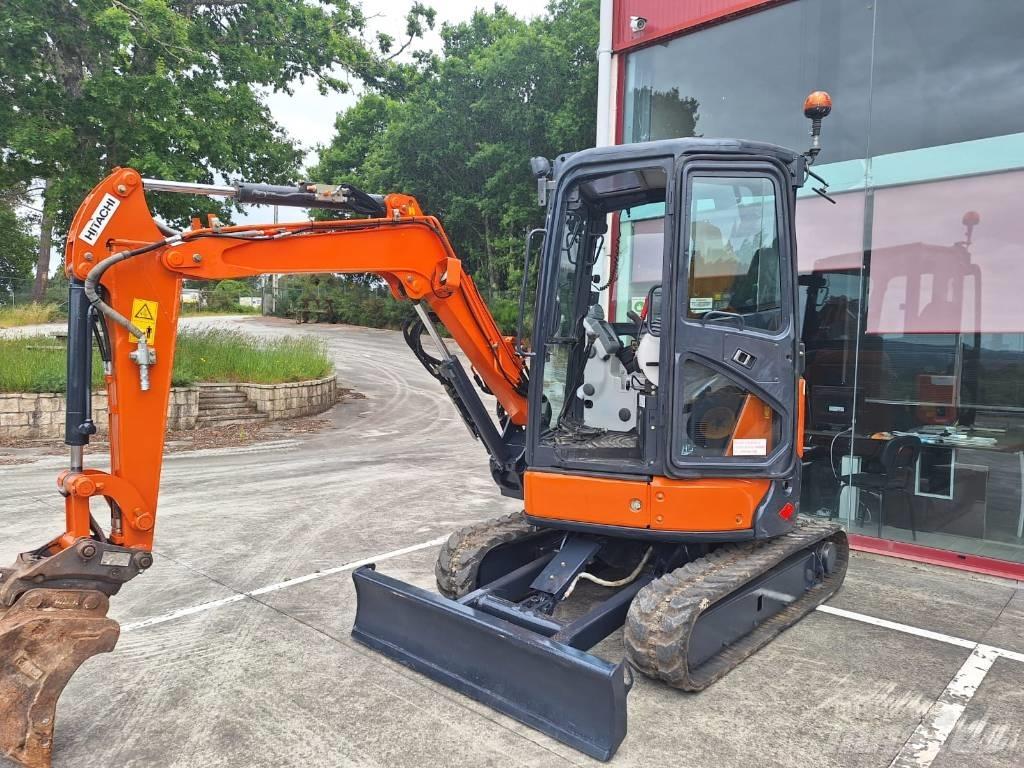 Hitachi ZX33-5A 小型挖土機/掘鑿機<7t(小型挖掘機)
