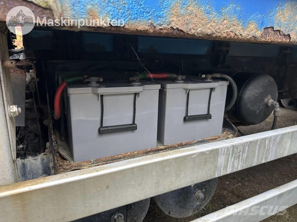 Volvo FH 12 動物運輸貨卡車