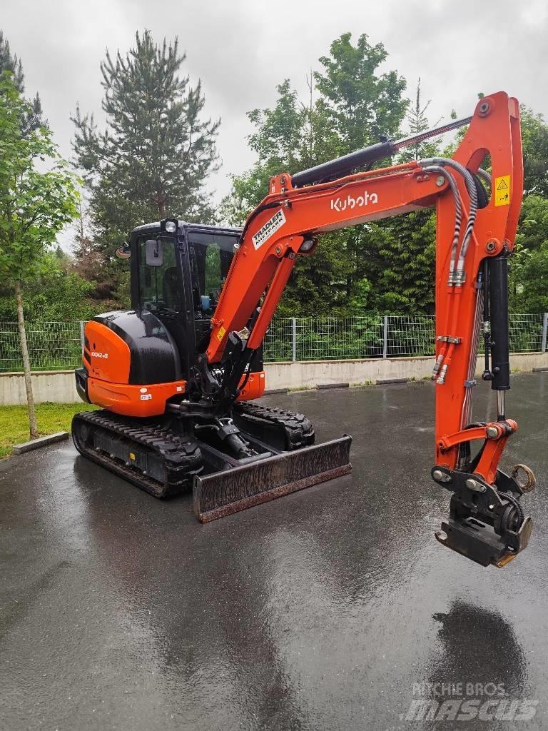 Kubota KX 042-4 小型挖土機/掘鑿機<7t(小型挖掘機)