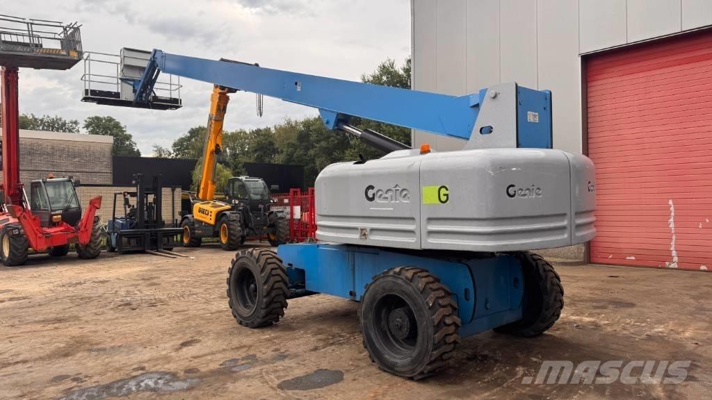 Genie S 85 伸縮臂高空作業車