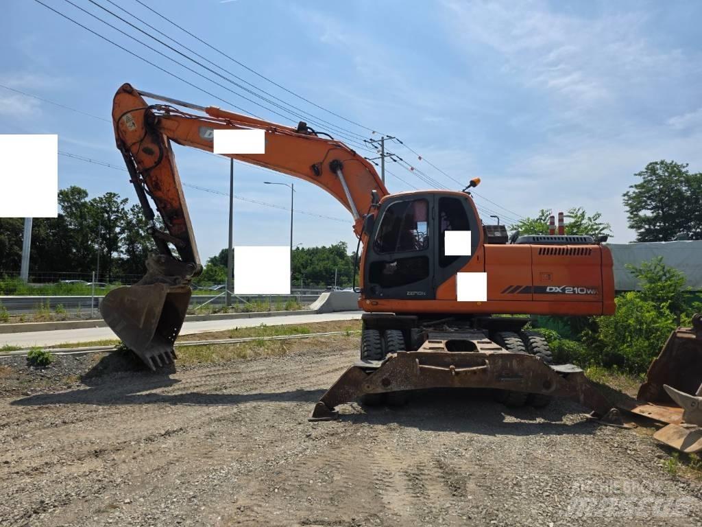 Doosan DX 210 W 旋轉式挖土機/掘鑿機/挖掘機
