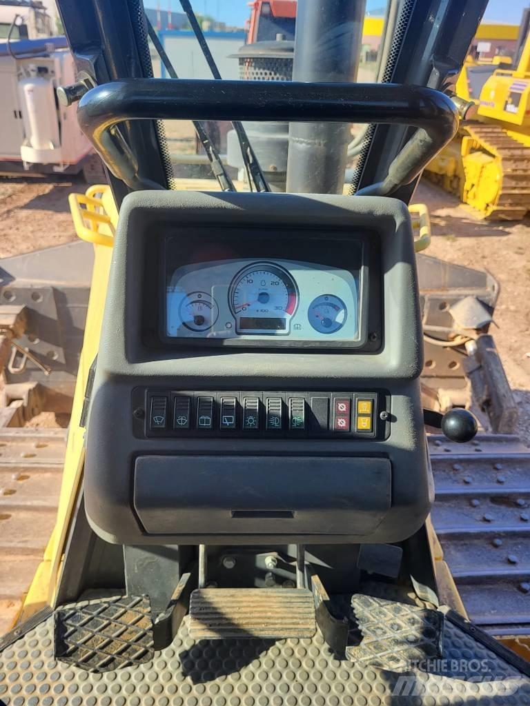 New Holland D 180 履帶推土機