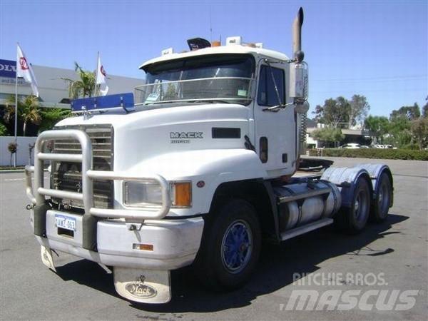 Mack Fleetliner 曳引機組件