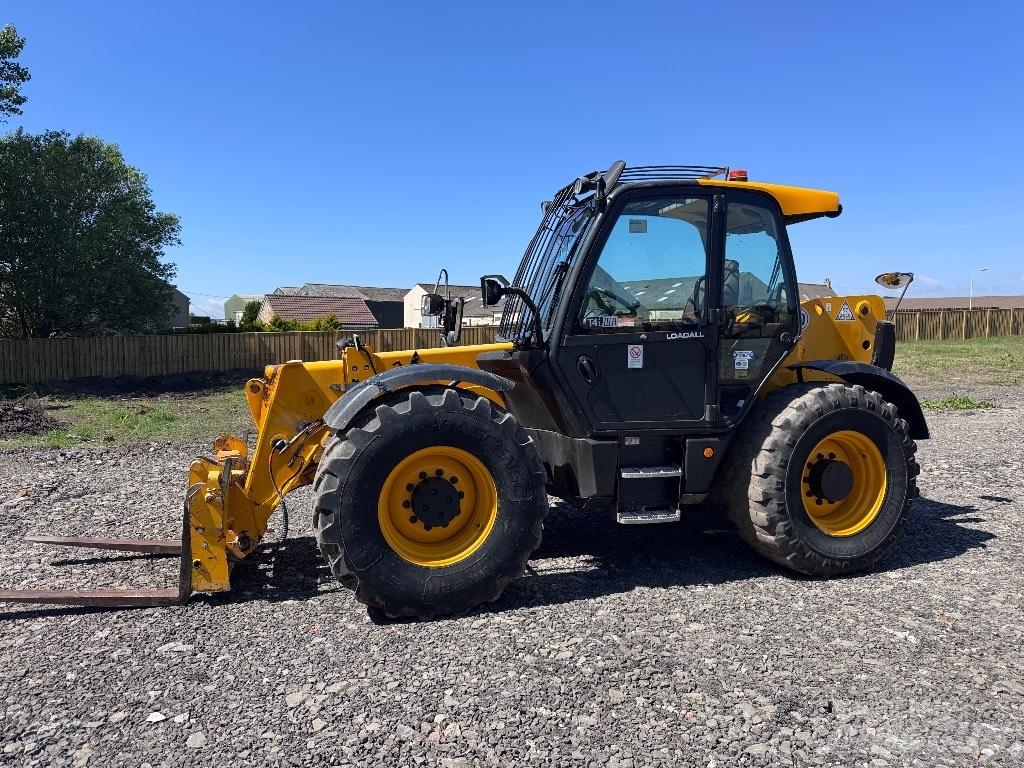 JCB 550-80 伸縮臂操作車