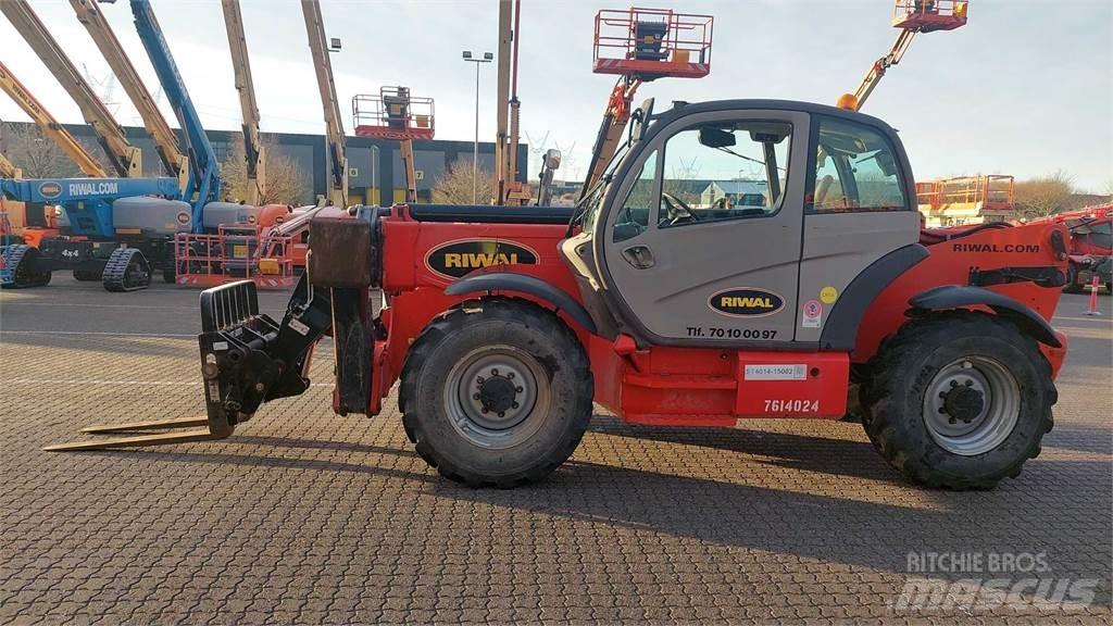 Manitou MT1440 伸縮臂操作車