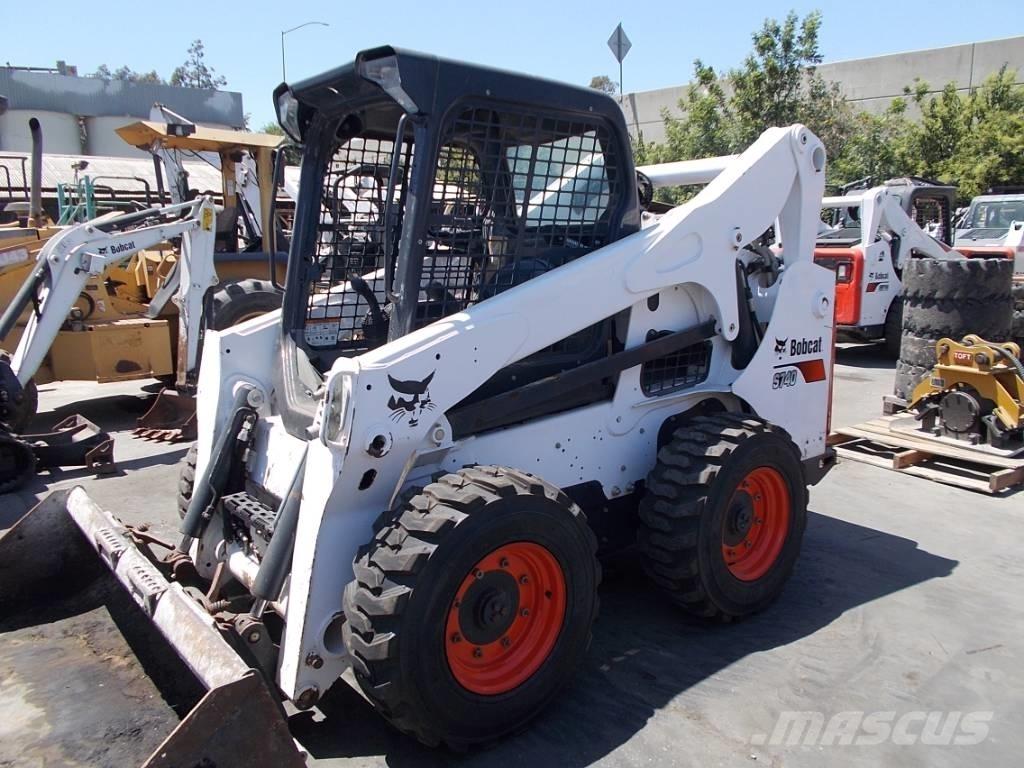 Bobcat S740 滑移轉向裝載機