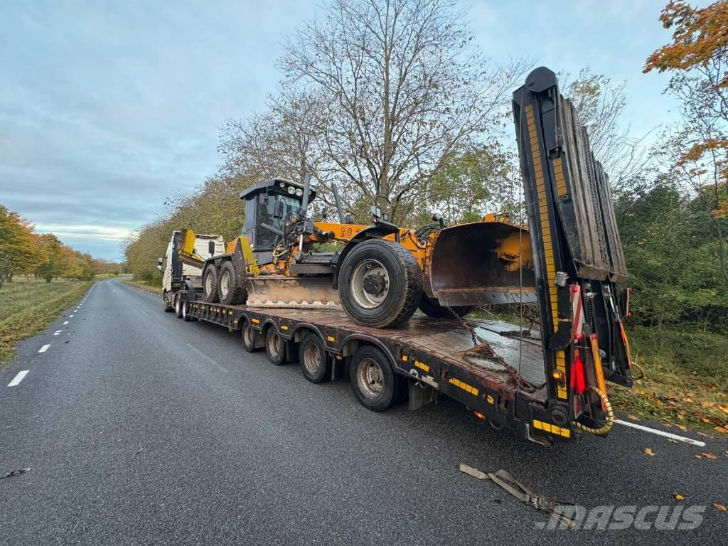 Andover SFCLEX 67 低架裝載車