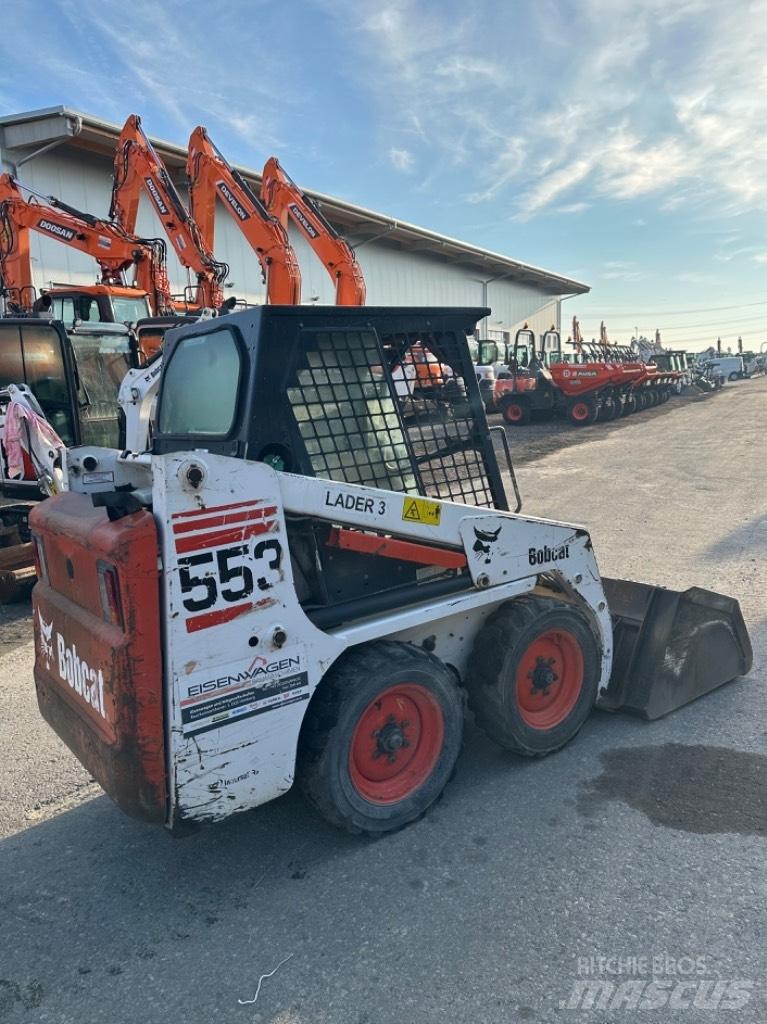 Bobcat 553 滑移轉向裝載機