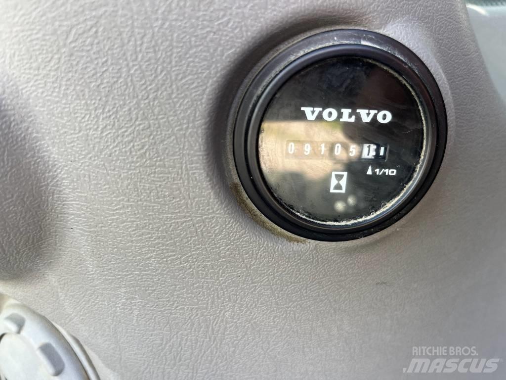 Volvo EC 300 EL 履帶式 挖土機/掘鑿機/挖掘機