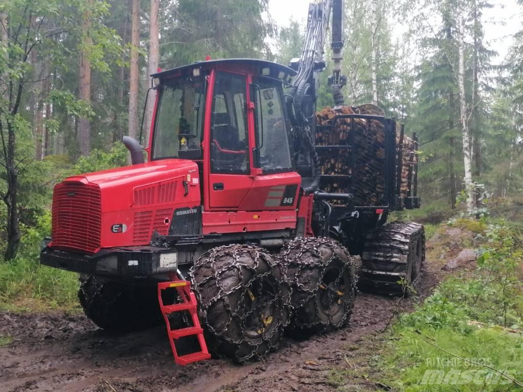 Komatsu 845 集運機