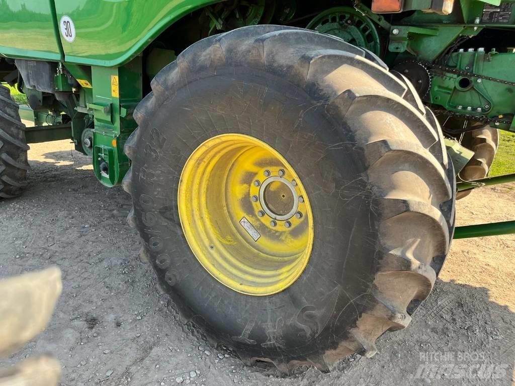 John Deere W 650 i 聯合收穫機