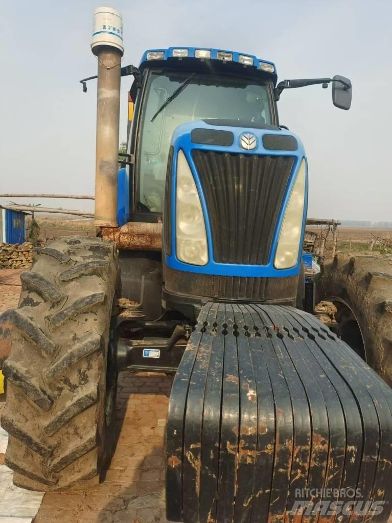 New Holland T8040 曳引機